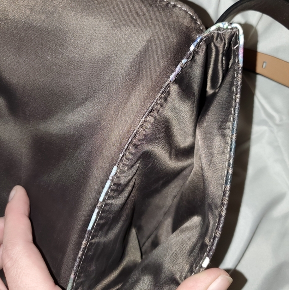 Calvin Klein - Picture 5 of 5